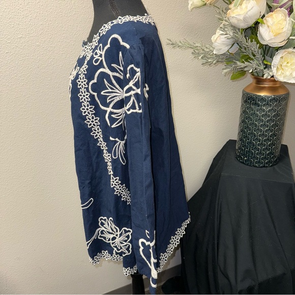 Cato Navy Boho Embroidered Floral Peasant Blouse Plus 26/28W - Picture 2 of 8